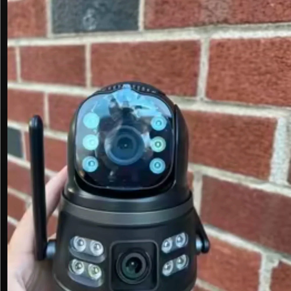 4G LTE Outdoor Security Camera with Solar Panel - Black